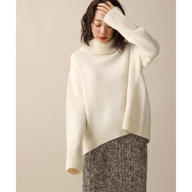 【全品送料無料】トップスapart by lowrys - 【12月23日まで限定値下げ5500円→4500円】新品!5G