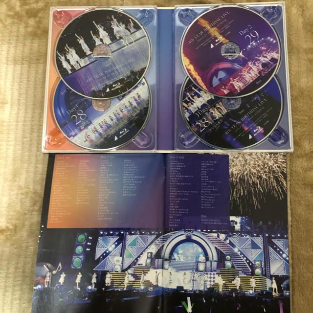 乃木坂46(ノギザカフォーティーシックス)の乃木坂46/4rd YEAR BIRTHDAY LIVE エンタメ/ホビーのDVD/ブルーレイ(アイドル)の商品写真