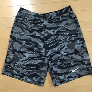 ナイキ(NIKE)のナイキ　ハーフパンツ　迷彩(NIKE)(ショートパンツ)