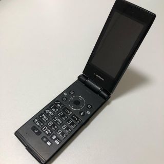 エヌティティドコモ(NTTdocomo)のdocomo SH-03E  ブラック(携帯電話本体)