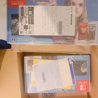 ニンテンドースイッチ(Nintendo Switch)の任天堂Switch 本体 ドラゴンクエストXI S(家庭用ゲーム機本体)