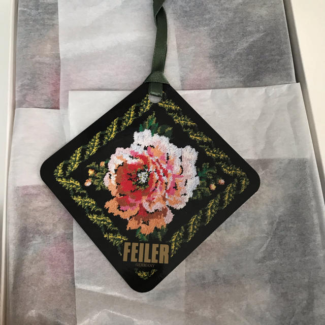 FEILER(フェイラー)のFEILER タオルハンカチ 新品・未使用品 30×30cm レディースのファッション小物(ハンカチ)の商品写真