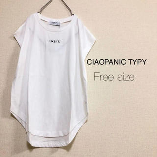 チャオパニックティピー(CIAOPANIC TYPY)のCIAOPANIC TYPY⭐️新品⭐️ミニロゴ刺繍ラウンドヘムTシャツ(Tシャツ(半袖/袖なし))