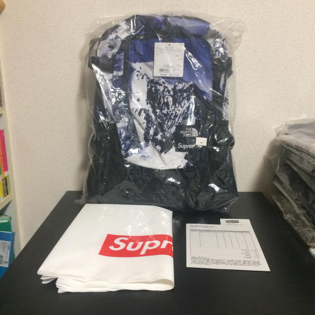 Supreme(シュプリーム)の【新品未使用】Supreme × North Face 雪山 Backpack メンズのバッグ(バッグパック/リュック)の商品写真