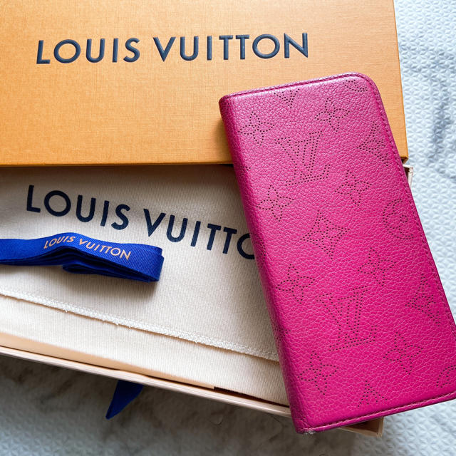 LOUIS VUITTON - ルイヴィトン　本物　フォリオ　マヒナ　モノグラム　iPhone携帯カバーの通販