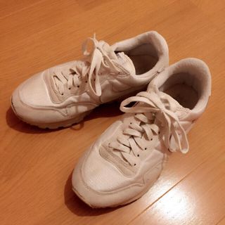 ナイキ(NIKE)のナイキ ホワイトスニーカー(スニーカー)