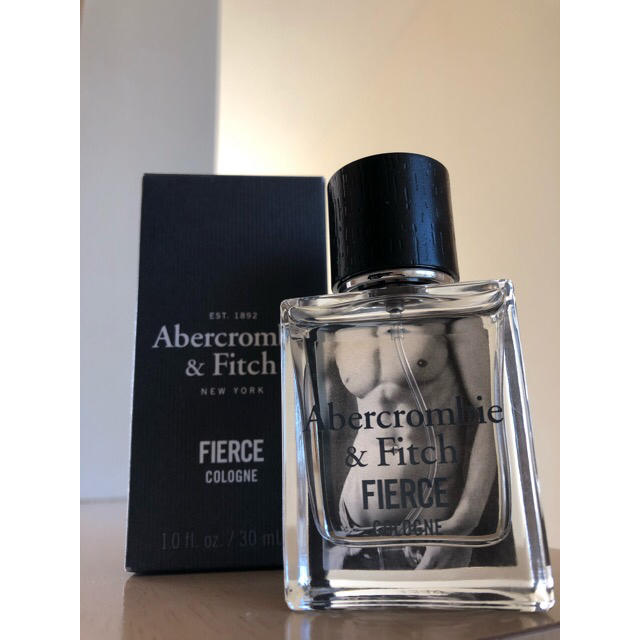 Abercrombie&Fitch(アバクロンビーアンドフィッチ)のAbercrombie&Fitch FIERCE アバクロ　フィアース　香水 コスメ/美容の香水(香水(男性用))の商品写真