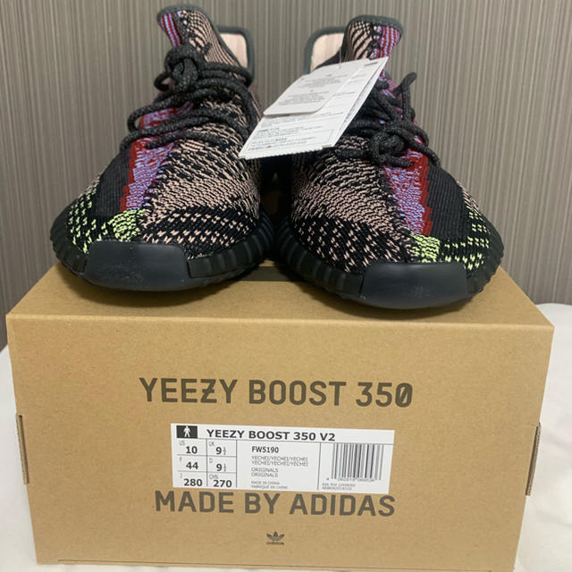 adidas(アディダス)の国内正規品、Yeezy Boost 350 v2 350 Yecheil,28. メンズの靴/シューズ(スニーカー)の商品写真