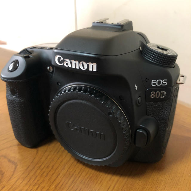 Canon EOS 80D ボディ