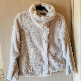 パタゴニア(patagonia)のPatagonia アウター 白のモフモフ(ブルゾン)