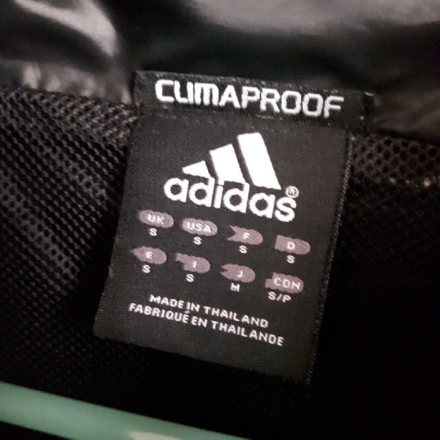 adidas(アディダス)のadidasナイロンジャケット  メンズのジャケット/アウター(ナイロンジャケット)の商品写真