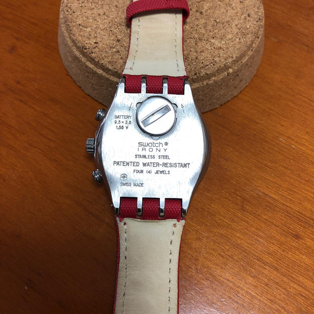 swatch(スウォッチ)の売り切り価格　1/31まで　swatch レディースのファッション小物(腕時計)の商品写真