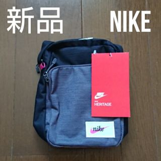 ナイキ(NIKE)の【新品】 ナイキ ショルダーバッグ (チャコール×ブラック)(ショルダーバッグ)