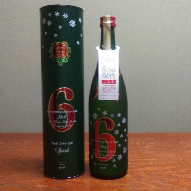 新政no.6 Xmas-type　720ml 食品/飲料/酒の酒(日本酒)の商品写真