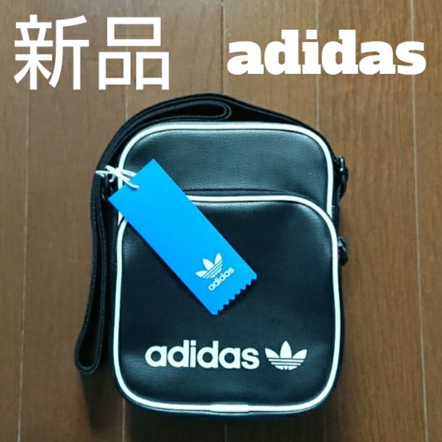 adidas(アディダス)の【新品】 アディダス ショルダーバッグ (ブラック) レディースのバッグ(ショルダーバッグ)の商品写真