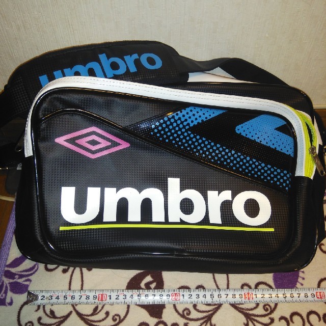 アンブロ UMBRO エナメル調 ショルダー バッグ コーティング 肩掛け