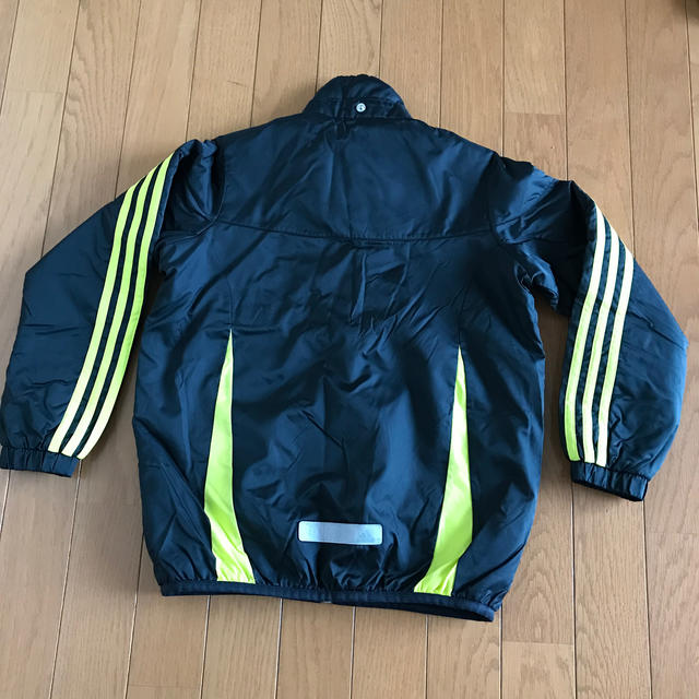 adidas(アディダス)のアディダス ジャンパー130 美品 キッズ/ベビー/マタニティのキッズ服男の子用(90cm~)(ジャケット/上着)の商品写真