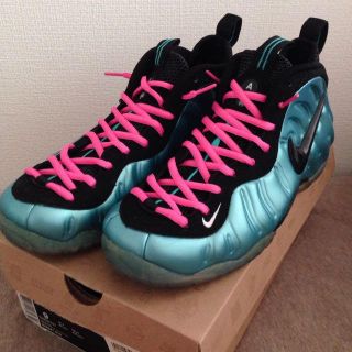 ナイキ(NIKE)の新品 nike foamposite(スニーカー)