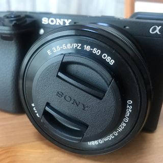 ソニー(SONY)のSONY α6300 パワーズームレンズキット(ミラーレス一眼)