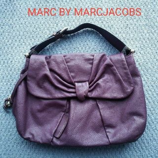 マークバイマークジェイコブス(MARC BY MARC JACOBS)のMARC BY MARCJACOBS 本革ショルダーバッグ(ショルダーバッグ)