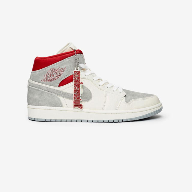 nike air jordan 1 mid premium shoe