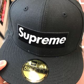 シュプリーム(Supreme)のSupreme Earflap New Era 7 3/8 (キャップ)