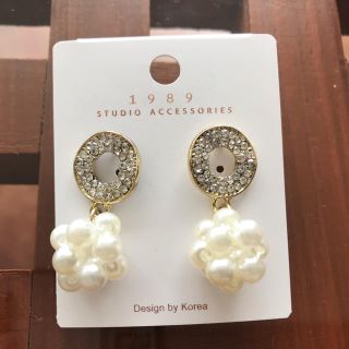 ピアス(ピアス)