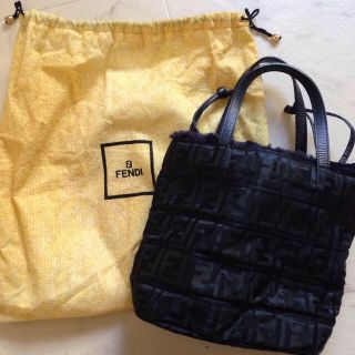 フェンディ(FENDI)のFENDI 黒ミニバッグ(トートバッグ)