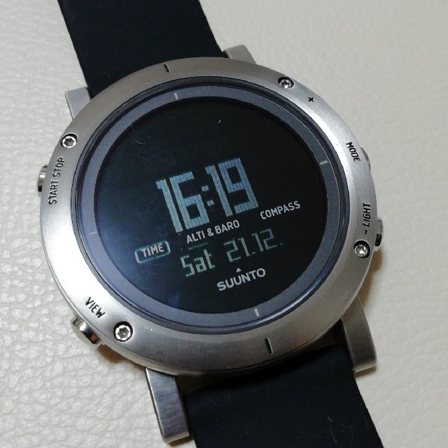 【箱付きほぼ未使用品】SUUNTO CORE BRUSHED STEEL スント