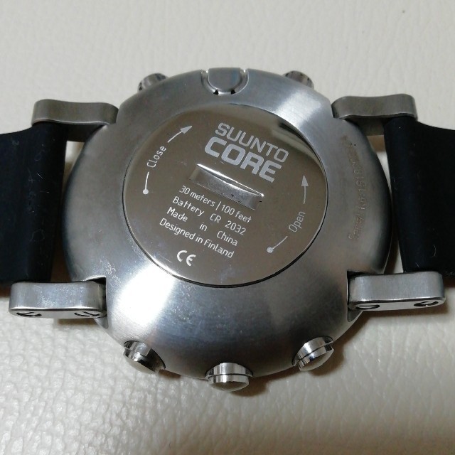 SUUNTO(スント)のスント SUUNTO CORE Brushed Steel メンズの時計(腕時計(デジタル))の商品写真