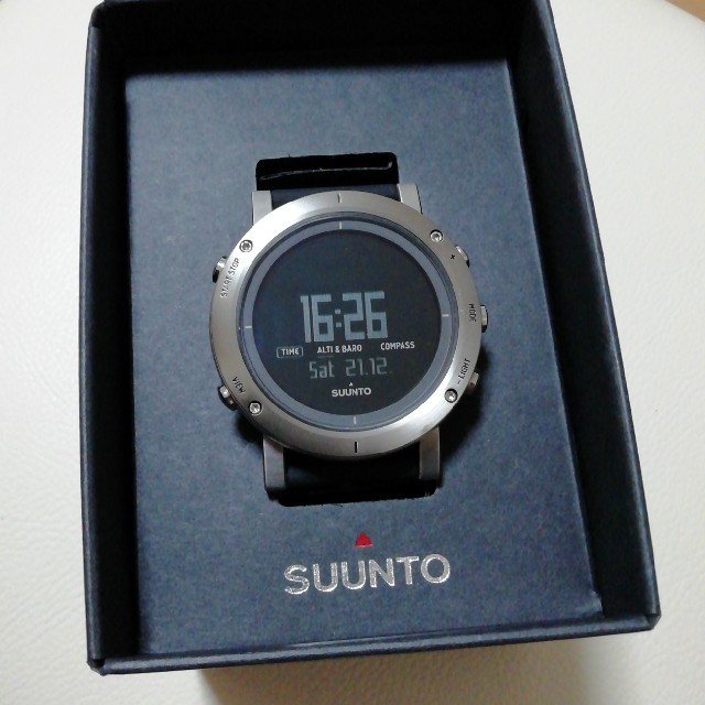 SUUNTO(スント)のスント SUUNTO CORE Brushed Steel メンズの時計(腕時計(デジタル))の商品写真