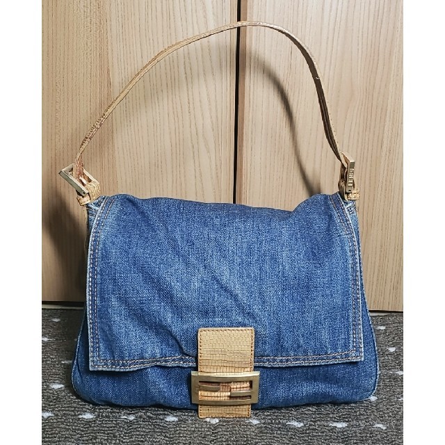 ユカ様専用 フェンディ FENDI デニムマンマバケット ワン ユカ様専用 フェンディ FENDI デニムマンマバケット ワン