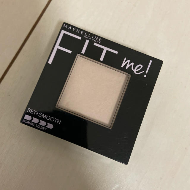 MAYBELLINE(メイベリン)のMAYBELLINE FIT me フェイスパウダー コスメ/美容のベースメイク/化粧品(フェイスパウダー)の商品写真