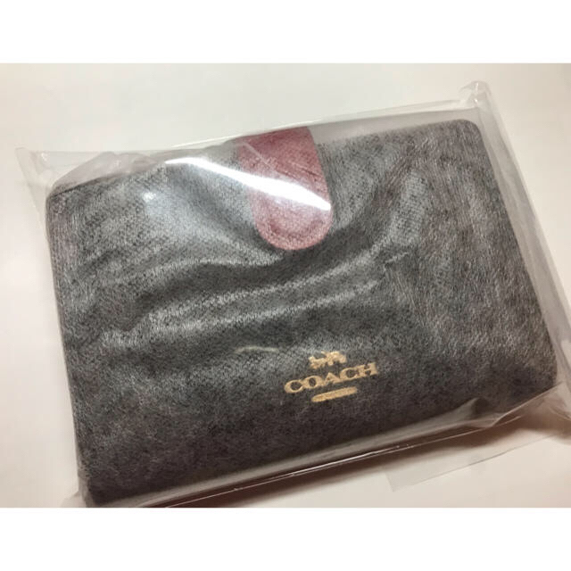 COACH(コーチ)の最終値下げ COACH二つ折り財布 ブラウン×トゥールレッド赤  レディースのファッション小物(財布)の商品写真