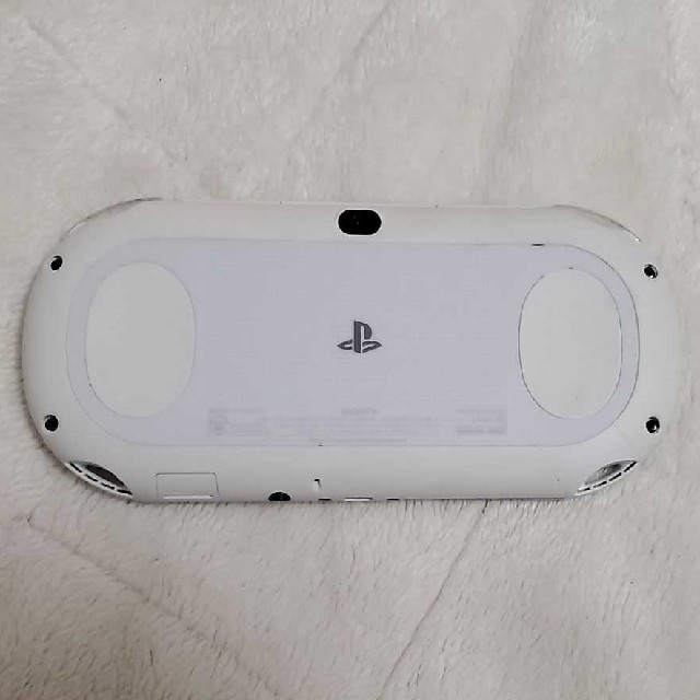 PlayStation Vita(プレイステーションヴィータ)のSONY PlayStationVITA 本体  PCH-2000 ZA12 エンタメ/ホビーのゲームソフト/ゲーム機本体(携帯用ゲーム機本体)の商品写真