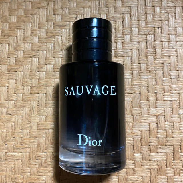 Dior  SAUVAGE オードゥトワレ