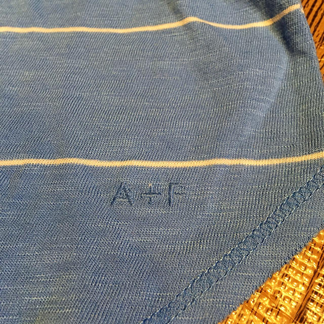 Abercrombie&Fitch(アバクロンビーアンドフィッチ)の専用❣️新品未使用　タグ付き　アバクロ Tシャツ レディースのトップス(Tシャツ(半袖/袖なし))の商品写真