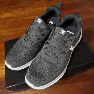 ディーシーシュー(DC SHOE)のDC  スニーカー　25.5cm(スニーカー)