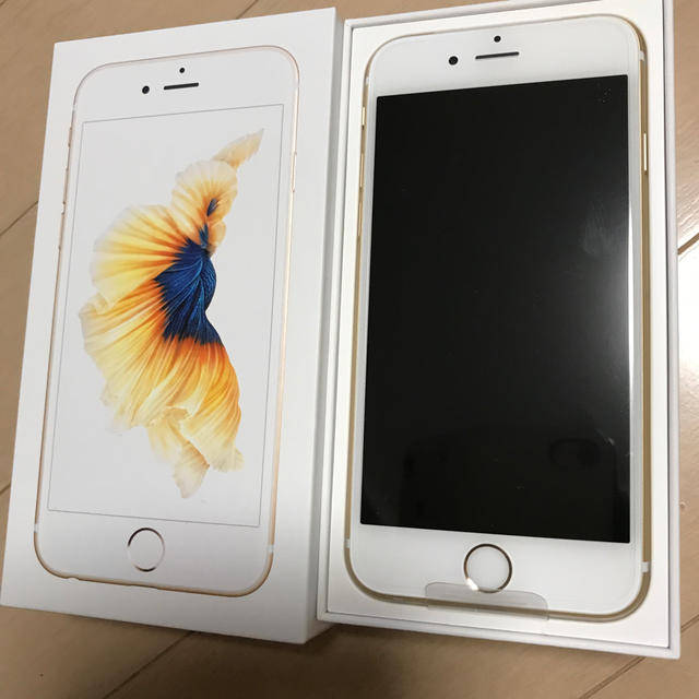 Apple(アップル)のiPhone 6s Gold 32G SIMFREE スマホ/家電/カメラのスマートフォン/携帯電話(スマートフォン本体)の商品写真