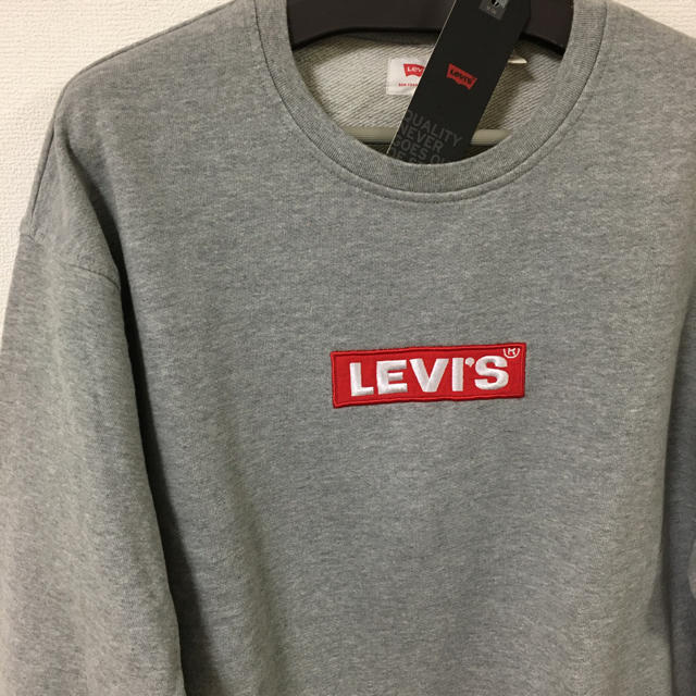 Levi's - 【新品】リーバイス スウェット トレーナー サイズM グレー ...