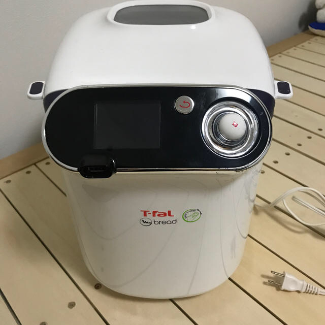 T-fal(ティファール)のティファールホームベーカリー　ジャンク スマホ/家電/カメラの調理家電(ホームベーカリー)の商品写真