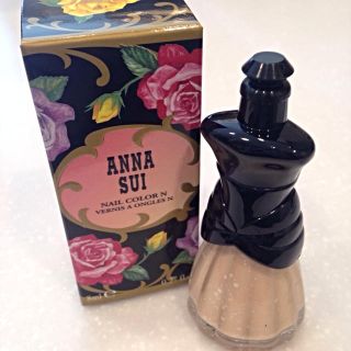 アナスイ(ANNA SUI)の【新品】アナスイ・ネイルカラー☆N707(マニキュア)