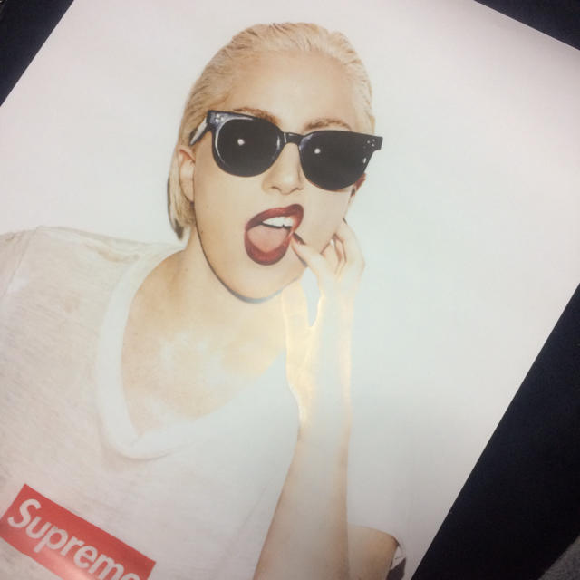 マラソン限定 supreme ポスター レディーガガ インテリア アート