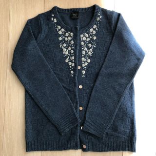 シャンブルドゥシャーム(chambre de charme)のシャンブルドゥシャーム 小花柄刺繍 ニットカーディガン ブルー(カーディガン)