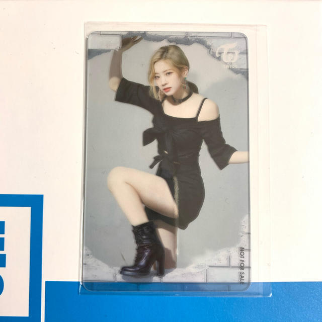 Waste(twice)(ウェストトゥワイス)の【即購入❌】TWICE BDZ クリアカード エンタメ/ホビーのタレントグッズ(アイドルグッズ)の商品写真