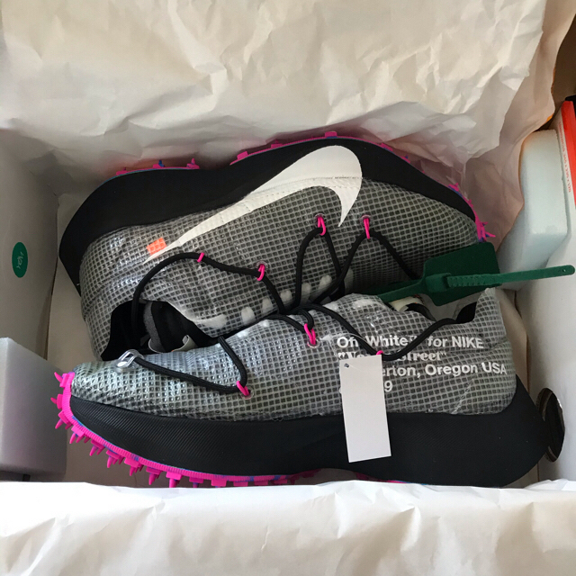 国内最安値! NIKE off-white ナイキオフホワイトヴェイパーマックス