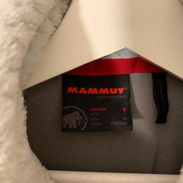 Mammut(マムート)の最終値下　マムート    mammut ゴブリン ジャケット　未使用 メンズのジャケット/アウター(マウンテンパーカー)の商品写真