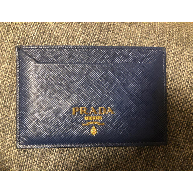 PRADA(プラダ)のPRADA カードケース　※ユウ様専用※ レディースのファッション小物(名刺入れ/定期入れ)の商品写真