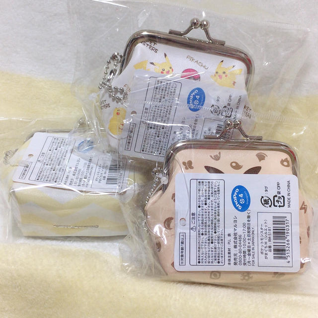 最新 ポケモン 赤 コイン ケース 100 で最高の画像 最新 ポケモン 赤 コイン ケース 100 で最高の画像
