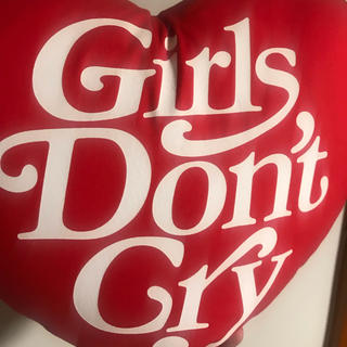 ジーディーシー(GDC)のGirls Don't Cry クッション ガールズドントクライ(クッション)